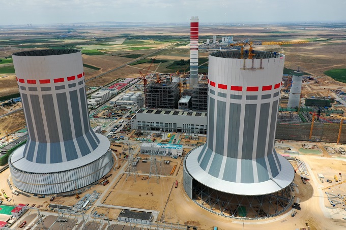 圖片3國(guó)電雙維電廠新建工程一期兩座百萬機(jī)組鋼結(jié)構(gòu)間冷塔順利完工 - 副本.jpg